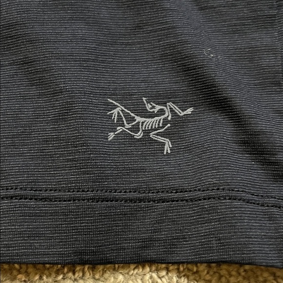 Arc’teryx A2B Short Sleeve Wool Blend Polo Navy Shirt Size M - Picture 7 of 10